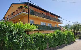 Apartments Mirkovic