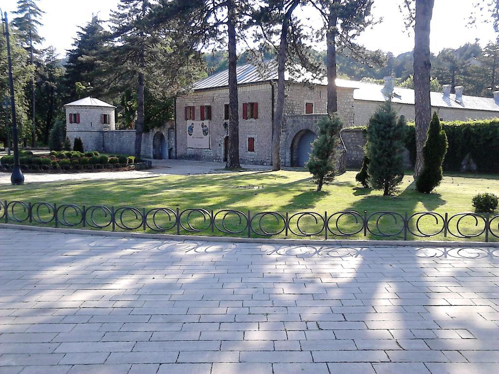 Apartments Mirkovic Cetinje Buitenkant foto