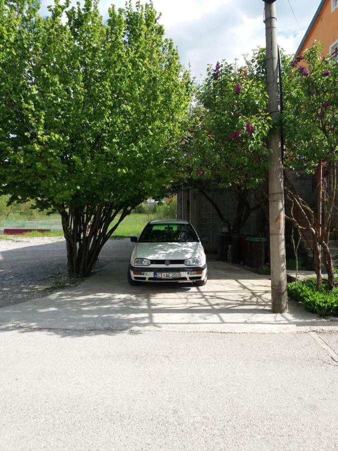 Apartments Mirkovic Cetinje Buitenkant foto