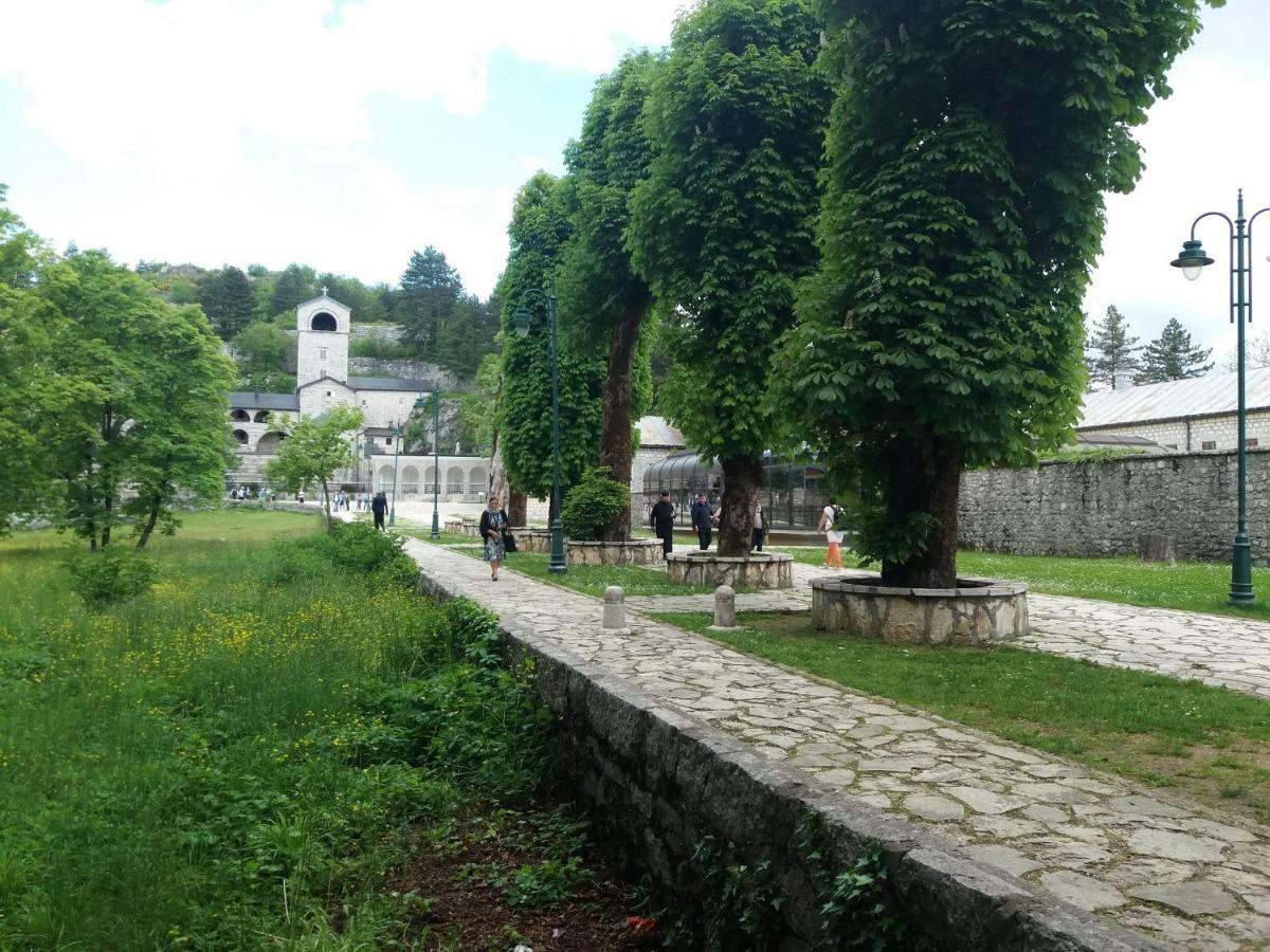 Apartments Mirkovic Cetinje Buitenkant foto
