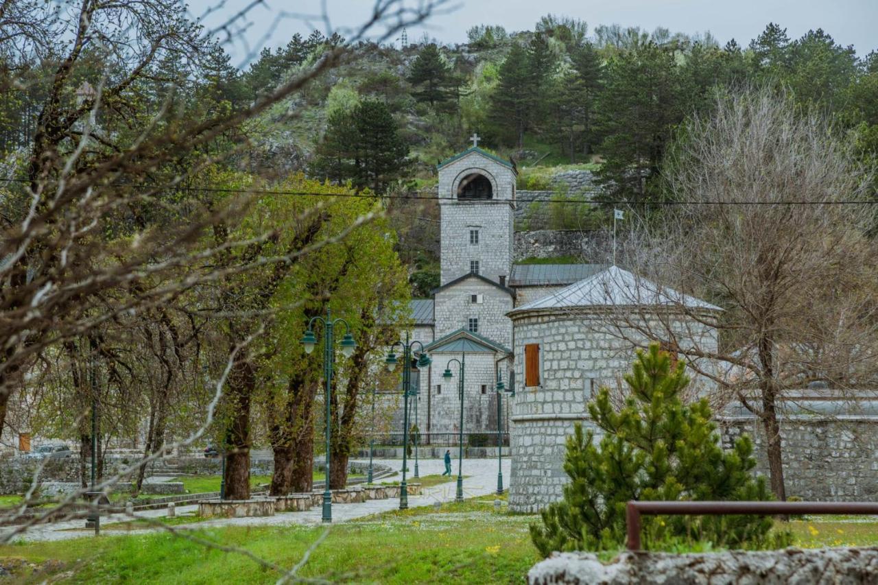 Apartments Mirkovic Cetinje Buitenkant foto